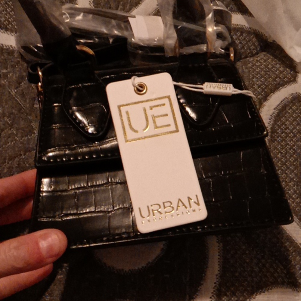 Black vegan hand bag